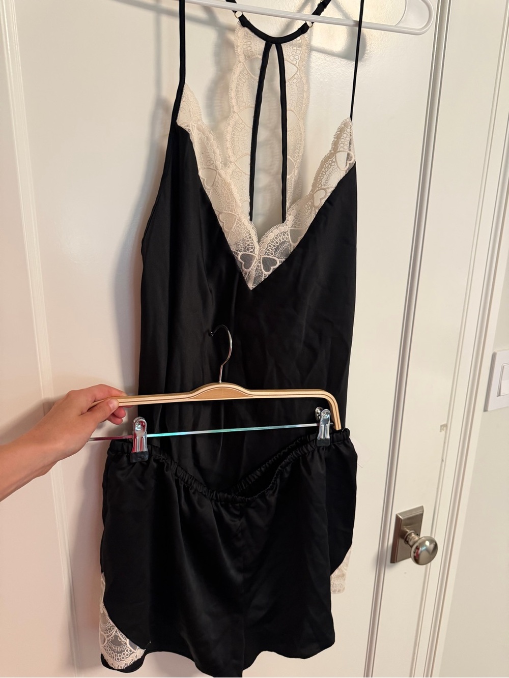 NWT Flora Nikrooz Black and Cream Lace Satin Camisole & Shorts Set